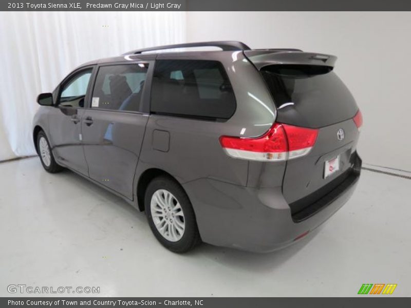Predawn Gray Mica / Light Gray 2013 Toyota Sienna XLE