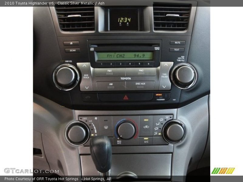 Classic Silver Metallic / Ash 2010 Toyota Highlander V6