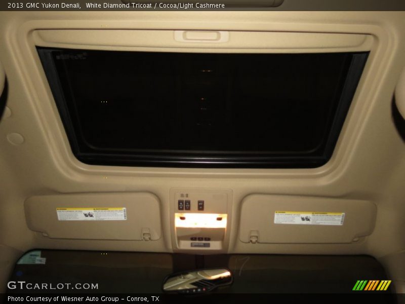White Diamond Tricoat / Cocoa/Light Cashmere 2013 GMC Yukon Denali