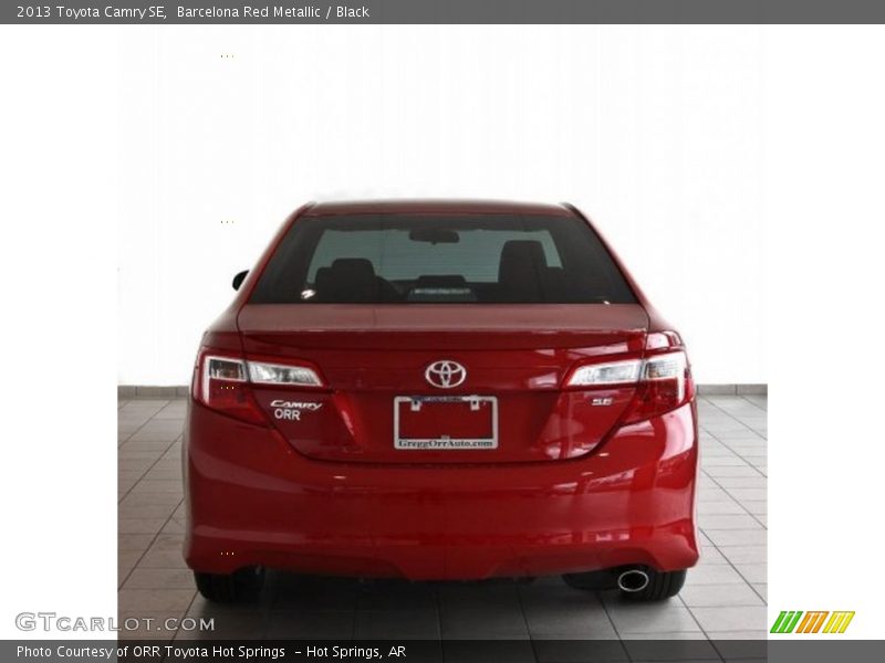 Barcelona Red Metallic / Black 2013 Toyota Camry SE