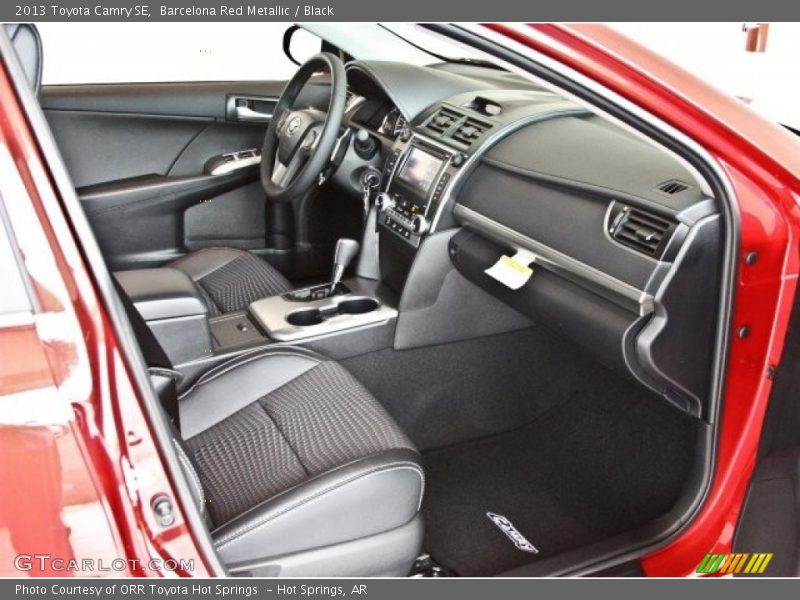 Barcelona Red Metallic / Black 2013 Toyota Camry SE
