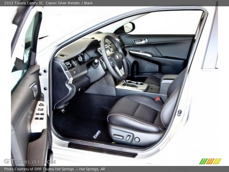 Classic Silver Metallic / Black 2013 Toyota Camry SE