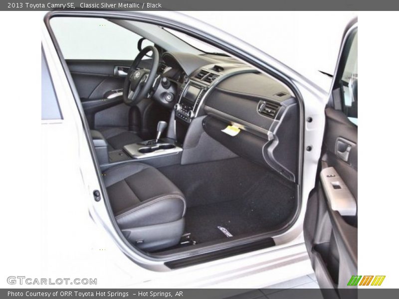 Classic Silver Metallic / Black 2013 Toyota Camry SE