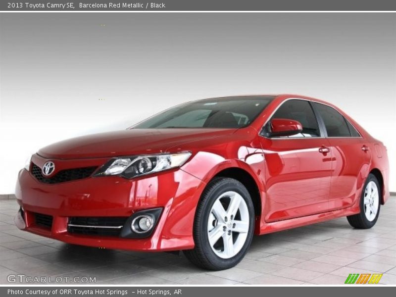Barcelona Red Metallic / Black 2013 Toyota Camry SE