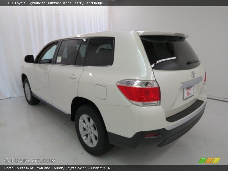 Blizzard White Pearl / Sand Beige 2013 Toyota Highlander