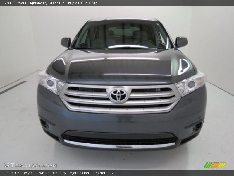 Magnetic Gray Metallic / Ash 2013 Toyota Highlander