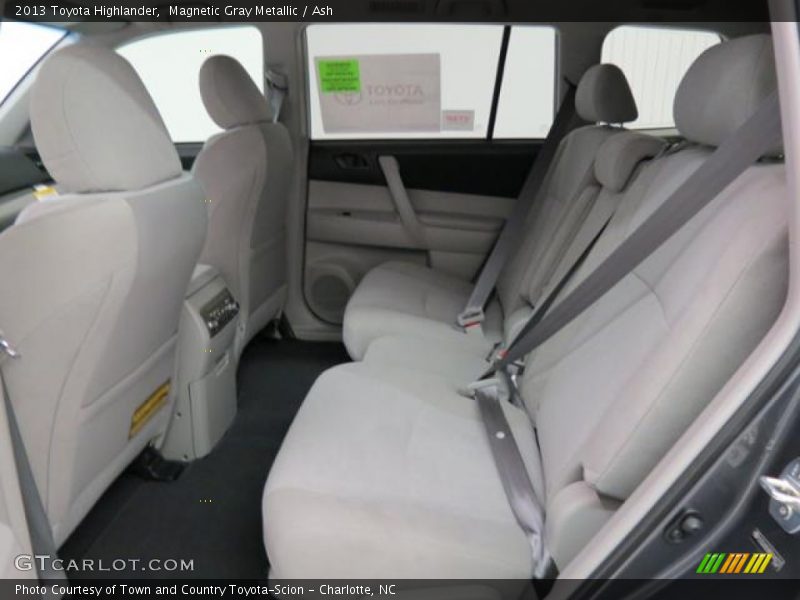 Magnetic Gray Metallic / Ash 2013 Toyota Highlander