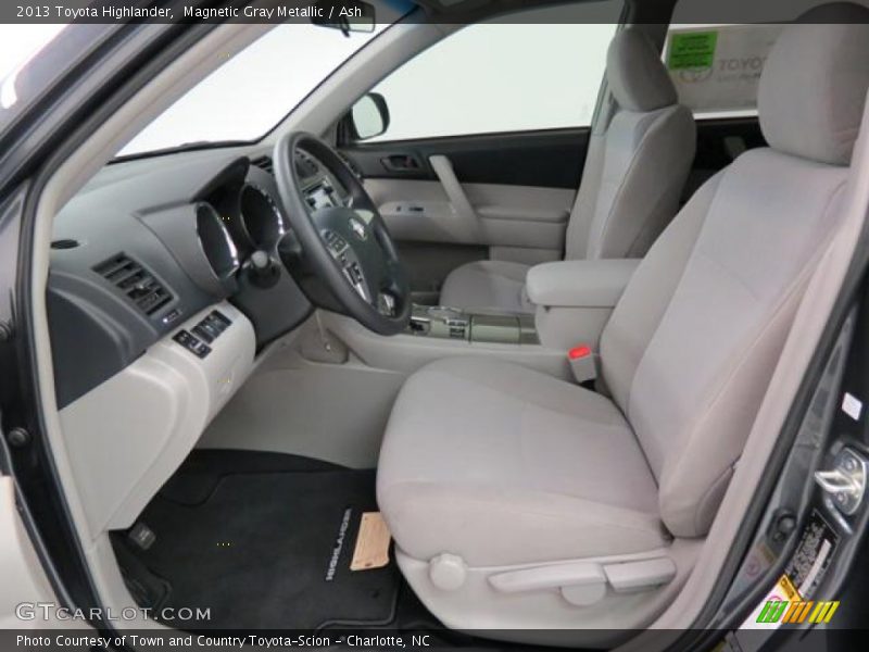 Magnetic Gray Metallic / Ash 2013 Toyota Highlander