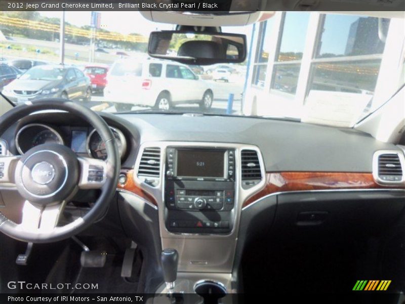 Brilliant Black Crystal Pearl / Black 2012 Jeep Grand Cherokee Limited