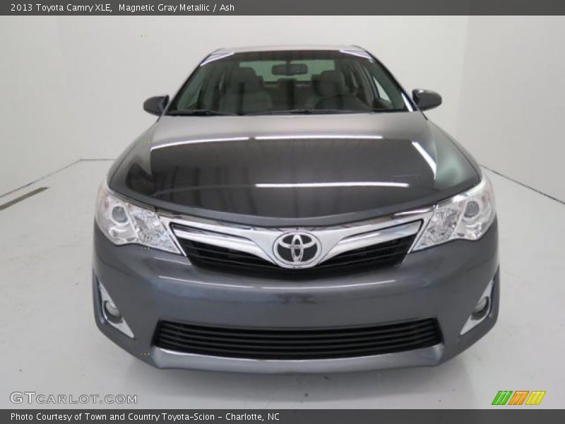 Magnetic Gray Metallic / Ash 2013 Toyota Camry XLE