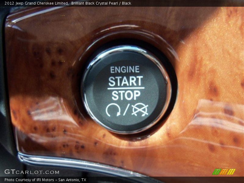 Brilliant Black Crystal Pearl / Black 2012 Jeep Grand Cherokee Limited
