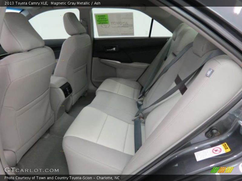 Magnetic Gray Metallic / Ash 2013 Toyota Camry XLE