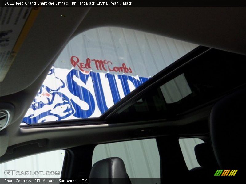 Brilliant Black Crystal Pearl / Black 2012 Jeep Grand Cherokee Limited