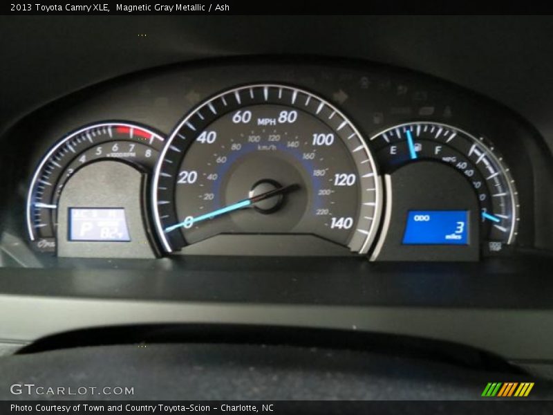 Magnetic Gray Metallic / Ash 2013 Toyota Camry XLE