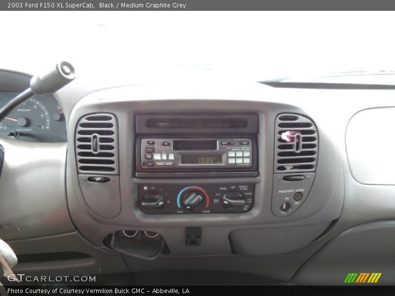 Black / Medium Graphite Grey 2003 Ford F150 XL SuperCab