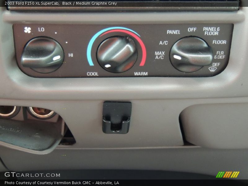 Black / Medium Graphite Grey 2003 Ford F150 XL SuperCab