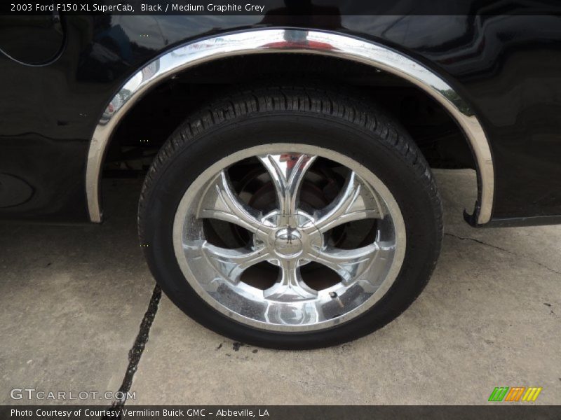 Black / Medium Graphite Grey 2003 Ford F150 XL SuperCab