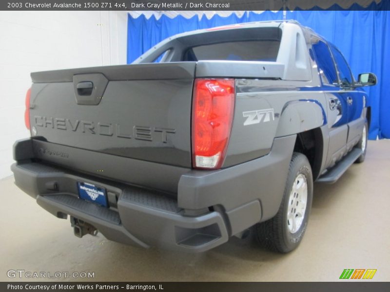 Dark Gray Metallic / Dark Charcoal 2003 Chevrolet Avalanche 1500 Z71 4x4