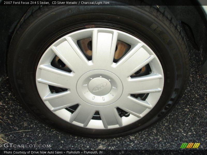 CD Silver Metallic / Charcoal/Light Flint 2007 Ford Focus ZX4 S Sedan
