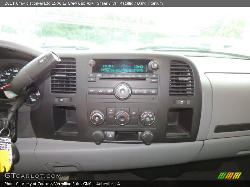 Controls of 2011 Silverado 1500 LS Crew Cab 4x4