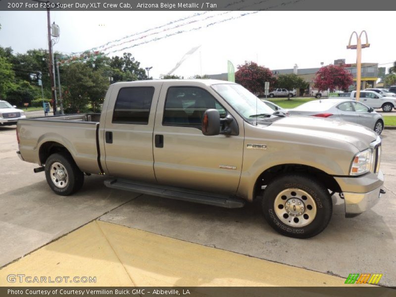 Arizona Beige Metallic / Tan 2007 Ford F250 Super Duty XLT Crew Cab