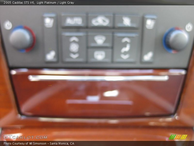 Light Platinum / Light Gray 2005 Cadillac STS V6
