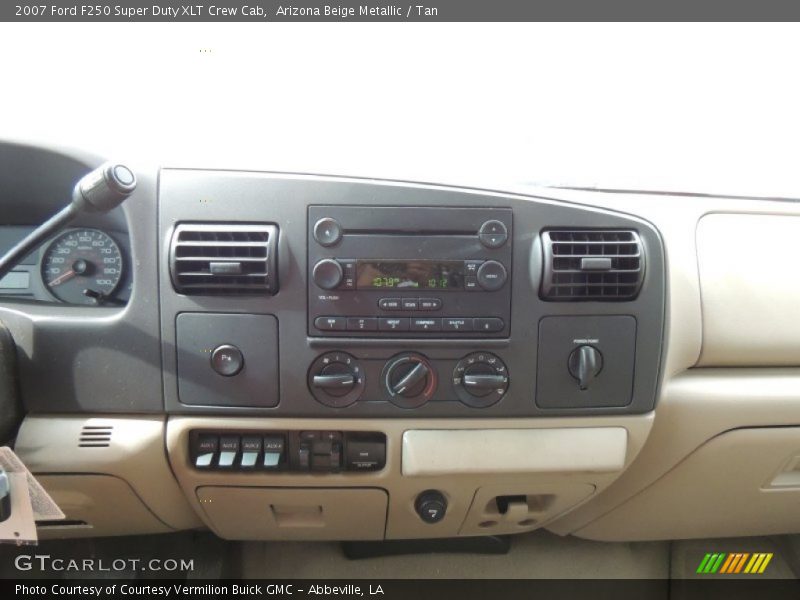 Arizona Beige Metallic / Tan 2007 Ford F250 Super Duty XLT Crew Cab