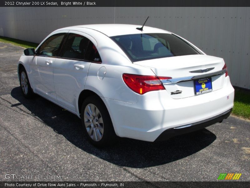 Bright White / Black 2012 Chrysler 200 LX Sedan