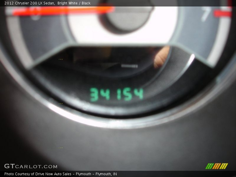 Bright White / Black 2012 Chrysler 200 LX Sedan