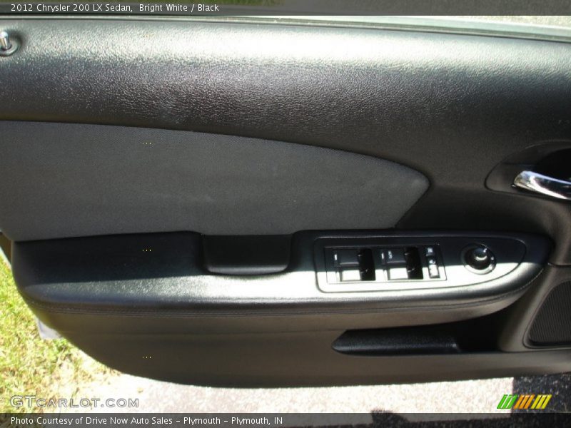 Bright White / Black 2012 Chrysler 200 LX Sedan