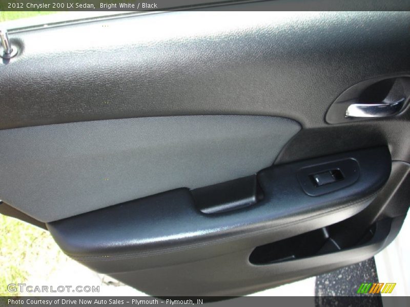 Bright White / Black 2012 Chrysler 200 LX Sedan