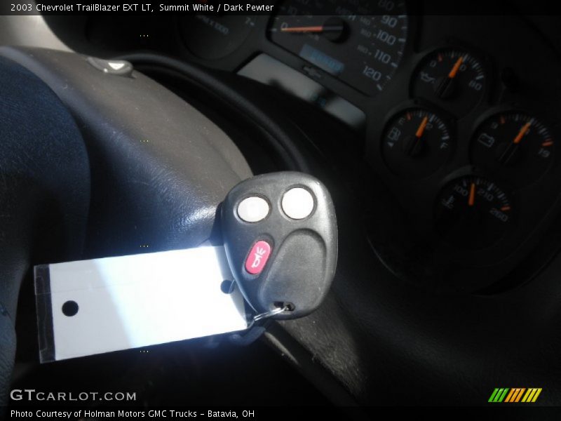 Summit White / Dark Pewter 2003 Chevrolet TrailBlazer EXT LT