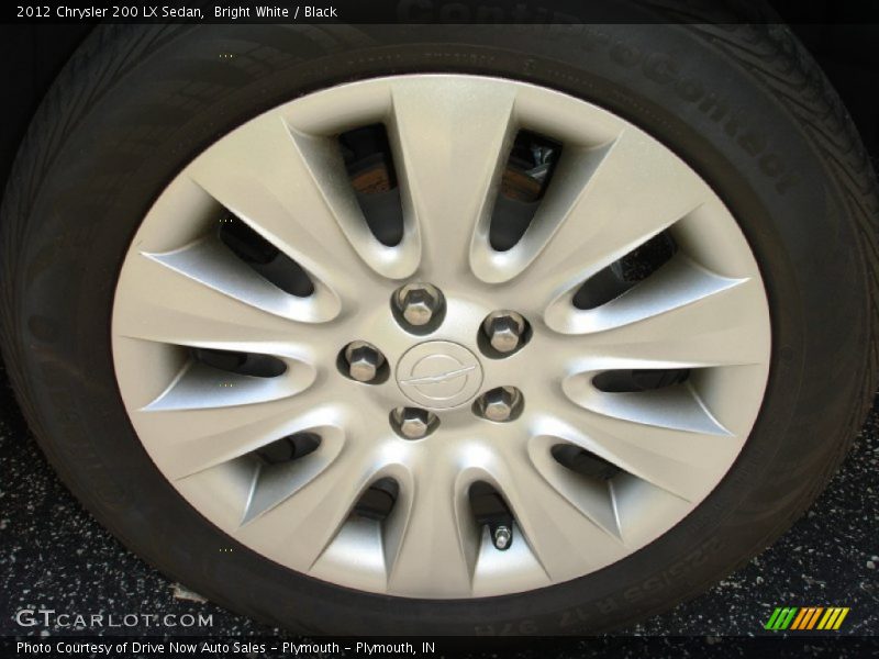 Bright White / Black 2012 Chrysler 200 LX Sedan