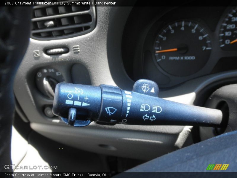 Summit White / Dark Pewter 2003 Chevrolet TrailBlazer EXT LT
