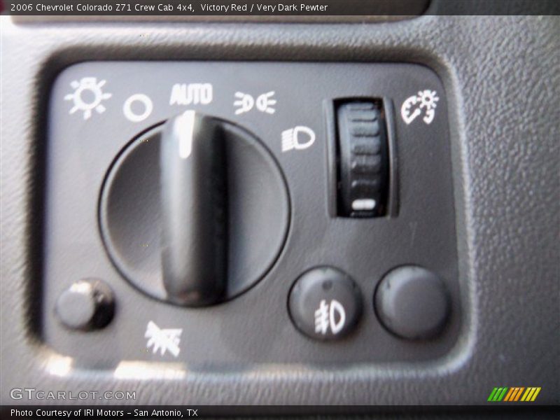 Victory Red / Very Dark Pewter 2006 Chevrolet Colorado Z71 Crew Cab 4x4