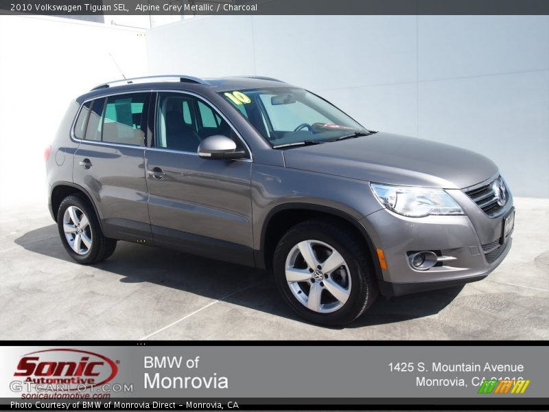 Alpine Grey Metallic / Charcoal 2010 Volkswagen Tiguan SEL