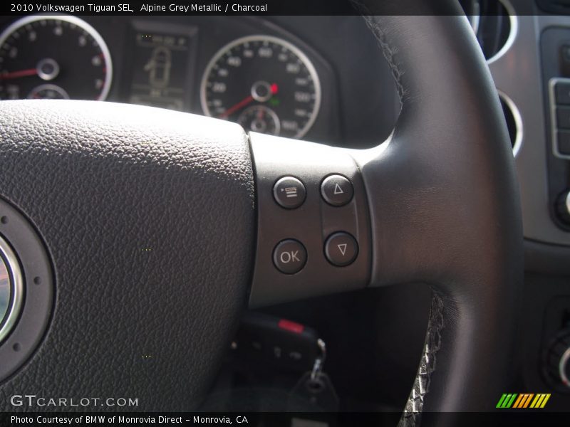 Alpine Grey Metallic / Charcoal 2010 Volkswagen Tiguan SEL