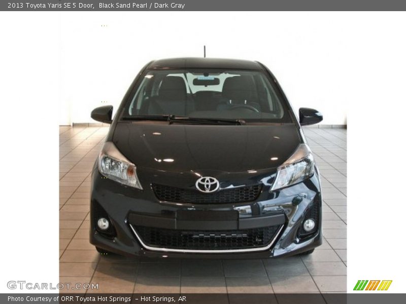 Black Sand Pearl / Dark Gray 2013 Toyota Yaris SE 5 Door