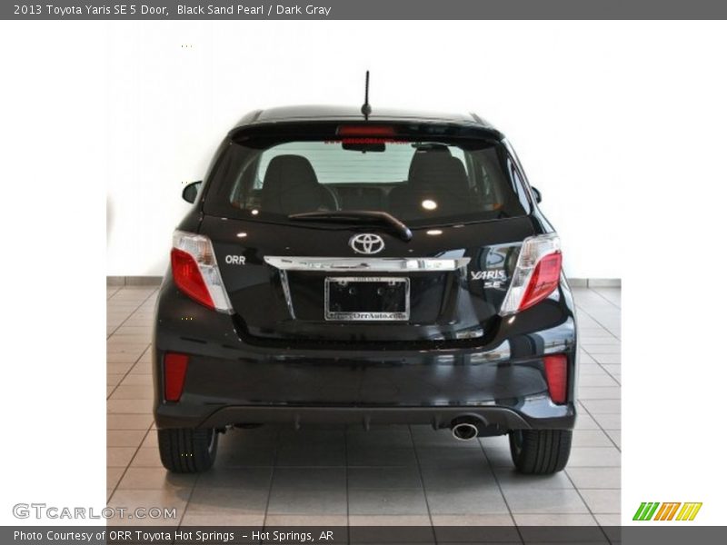 Black Sand Pearl / Dark Gray 2013 Toyota Yaris SE 5 Door