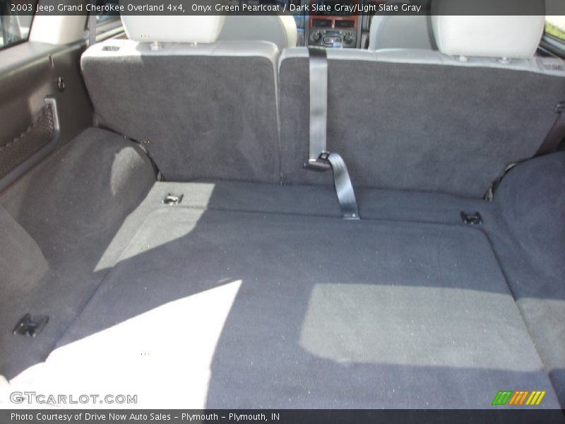  2003 Grand Cherokee Overland 4x4 Trunk