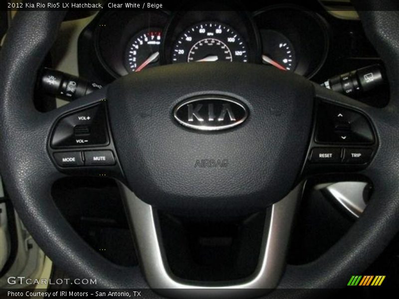 Clear White / Beige 2012 Kia Rio Rio5 LX Hatchback