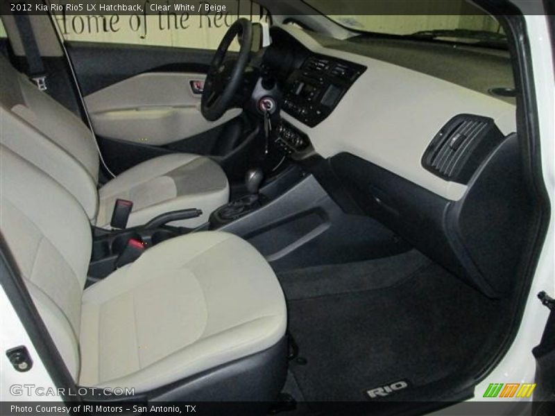 Clear White / Beige 2012 Kia Rio Rio5 LX Hatchback