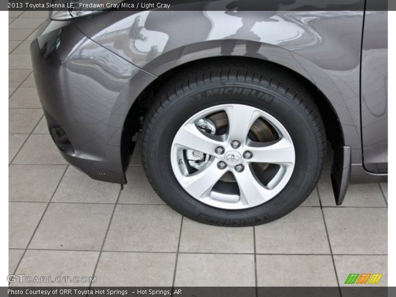Predawn Gray Mica / Light Gray 2013 Toyota Sienna LE