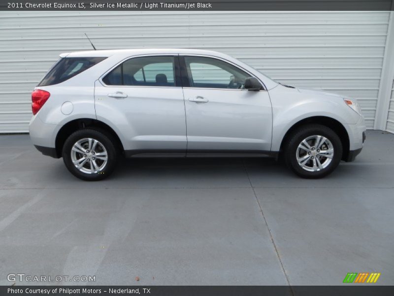 Silver Ice Metallic / Light Titanium/Jet Black 2011 Chevrolet Equinox LS