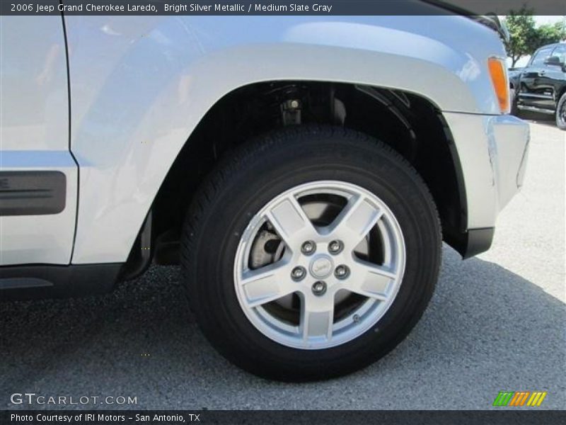 Bright Silver Metallic / Medium Slate Gray 2006 Jeep Grand Cherokee Laredo