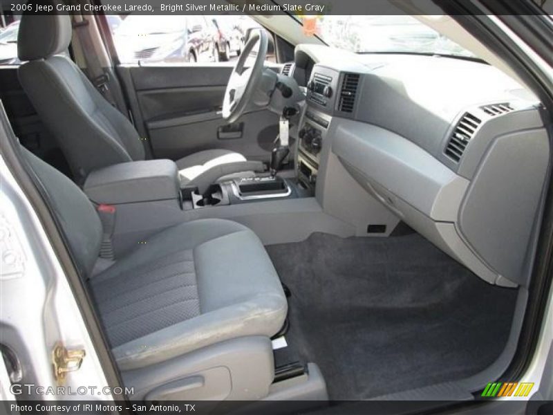  2006 Grand Cherokee Laredo Medium Slate Gray Interior
