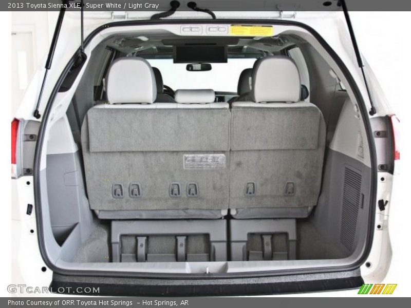 Super White / Light Gray 2013 Toyota Sienna XLE