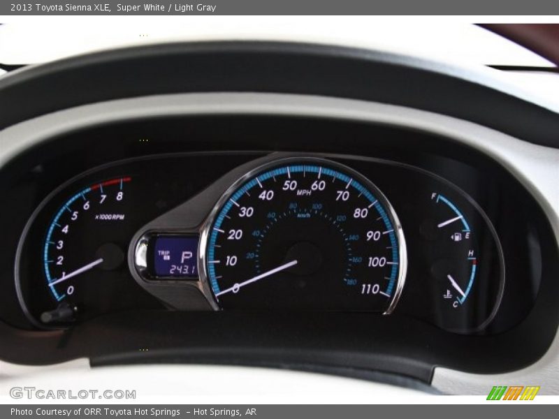 Super White / Light Gray 2013 Toyota Sienna XLE