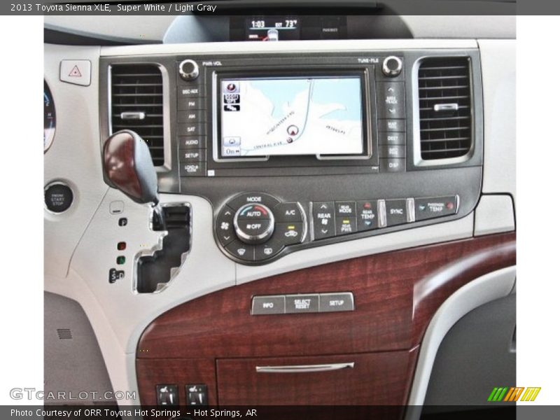 Super White / Light Gray 2013 Toyota Sienna XLE