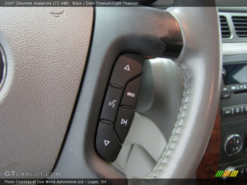 Black / Dark Titanium/Light Titanium 2007 Chevrolet Avalanche LTZ 4WD